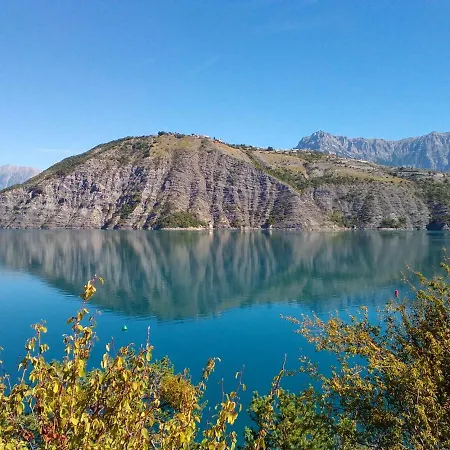 Ubaye Shelter Apartamento
